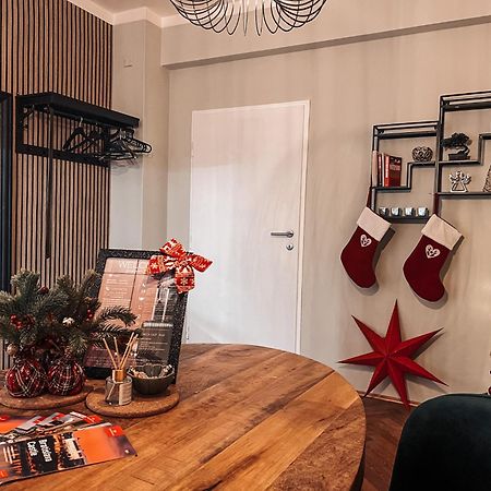 96M2 Of Comfort And Style: 4Bd Apartment In Old Town Bratislava Esterno foto