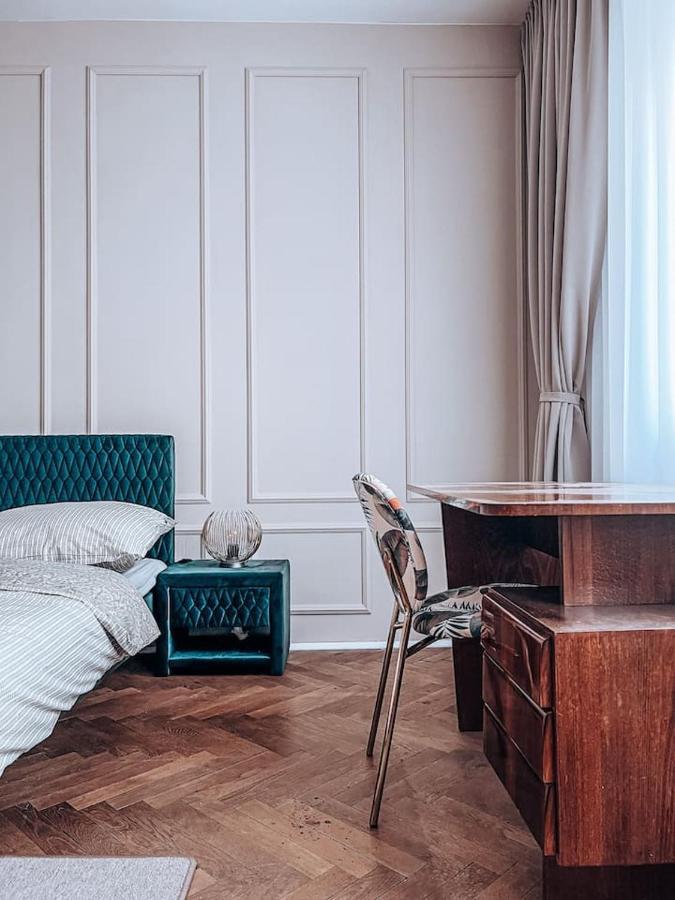 96M2 Of Comfort And Style: 4Bd Apartment In Old Town Bratislava Esterno foto
